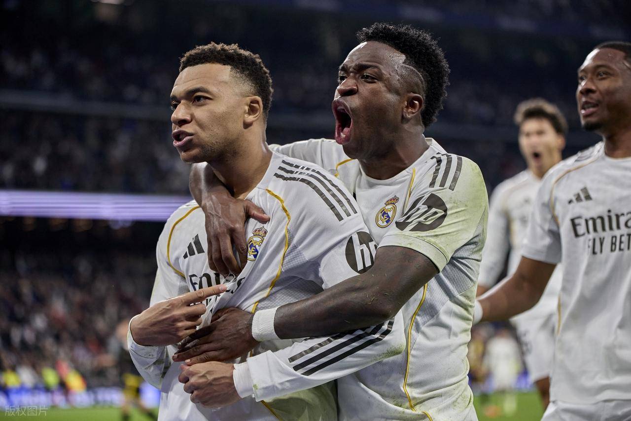 姆巴佩欧冠单赛季离C罗纪录只差3球！反超C罗的17球纪录不现实？